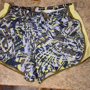 Nike Dri-fit Girl’s Athletic Shorts - Multi Print